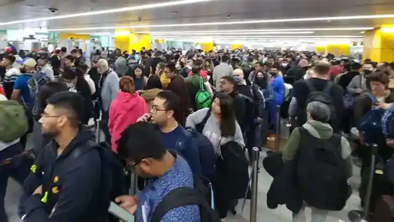 Delhi airport congestion