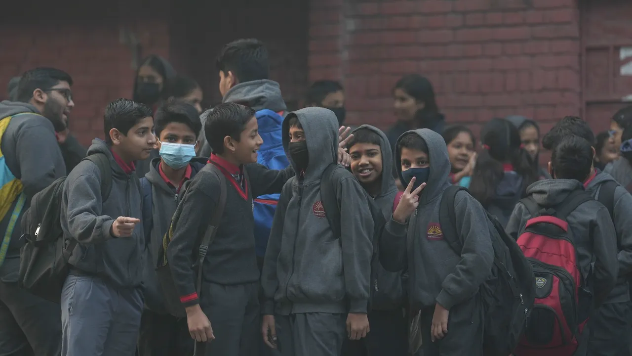 Delhi schools to commence classes from 9 am onwards due to cold weather