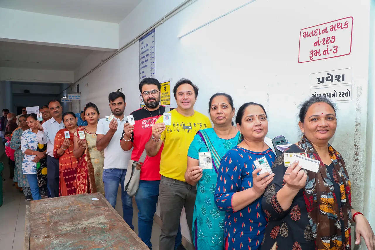 Voter turnout in first phase of Gujarat polls remains 3% less than the last election