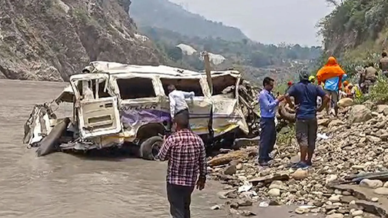 Rescue operation underway after a vehicle fell into a gorge in Uttarakhand's Rudraprayag, Saturday, June 15, 2024. Several passengers feared dead.