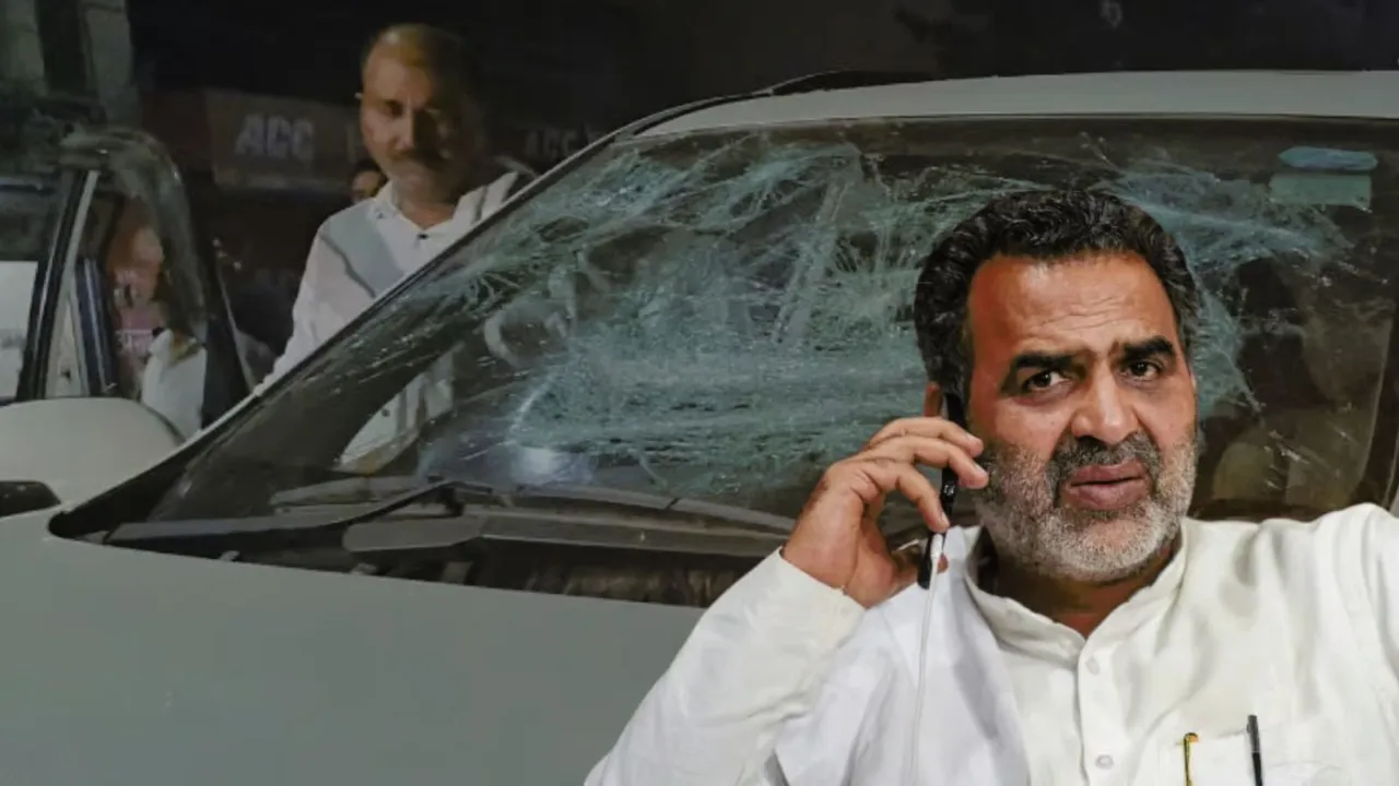 UP: Cars pelted with stones during election meeting of BJP candidate Sanjeev Balyan