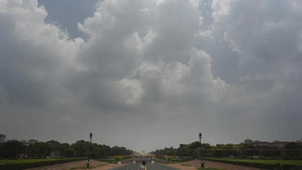 Clouds Delhi.jpg