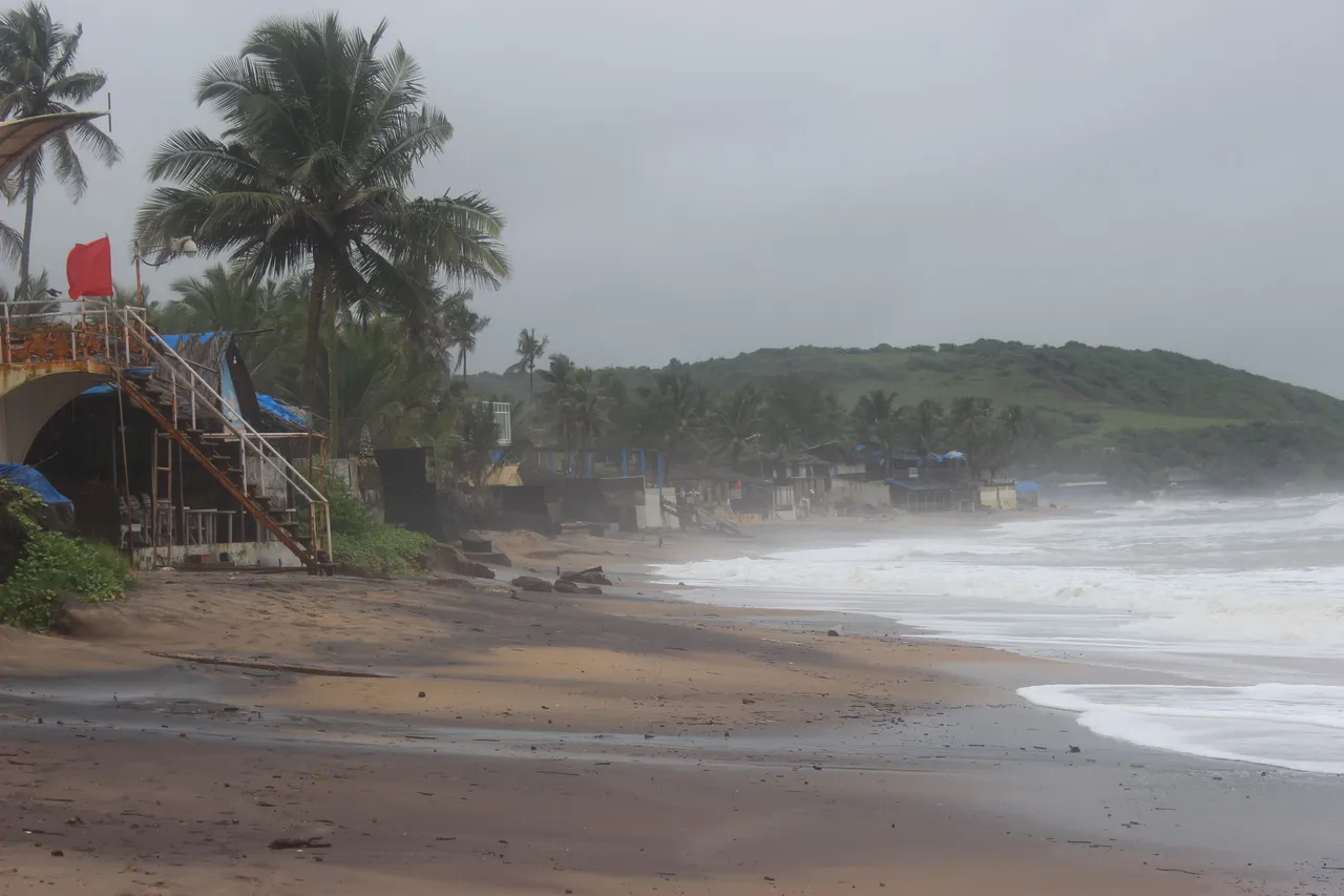 Beach activities come to standstill as Goa receives rains