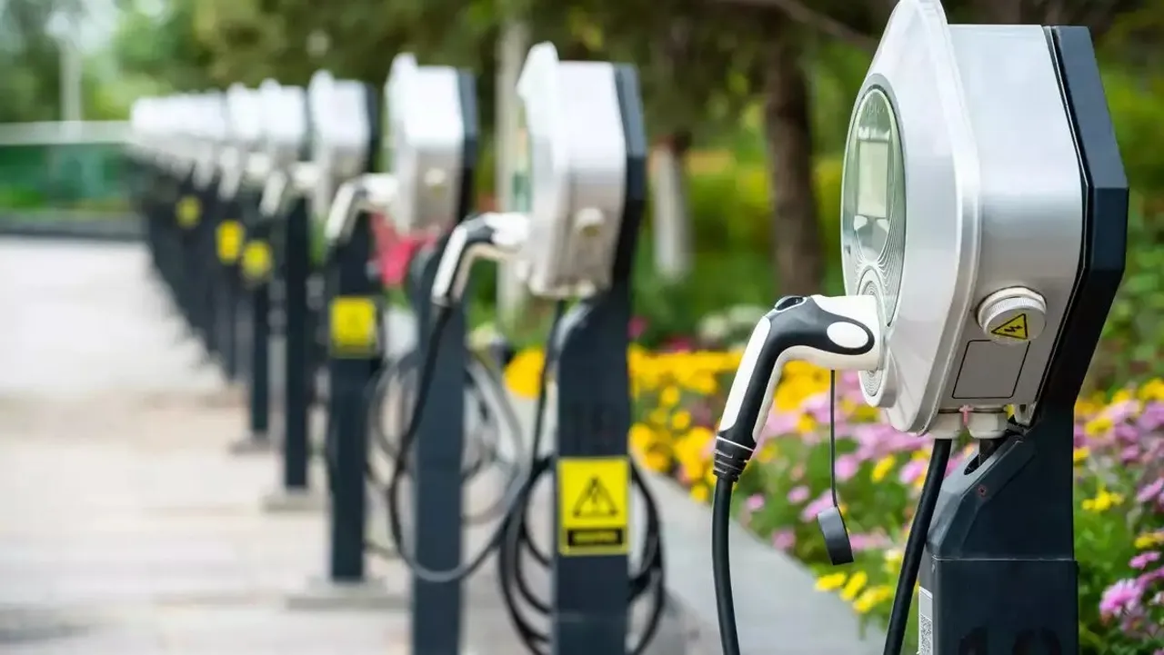 Charging stations to charge electronic vehicles