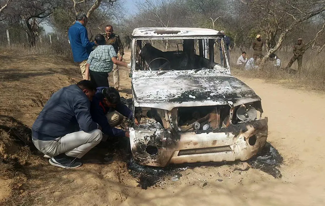 Two Muslim men's body found charred in car; cow vigilantes suspected