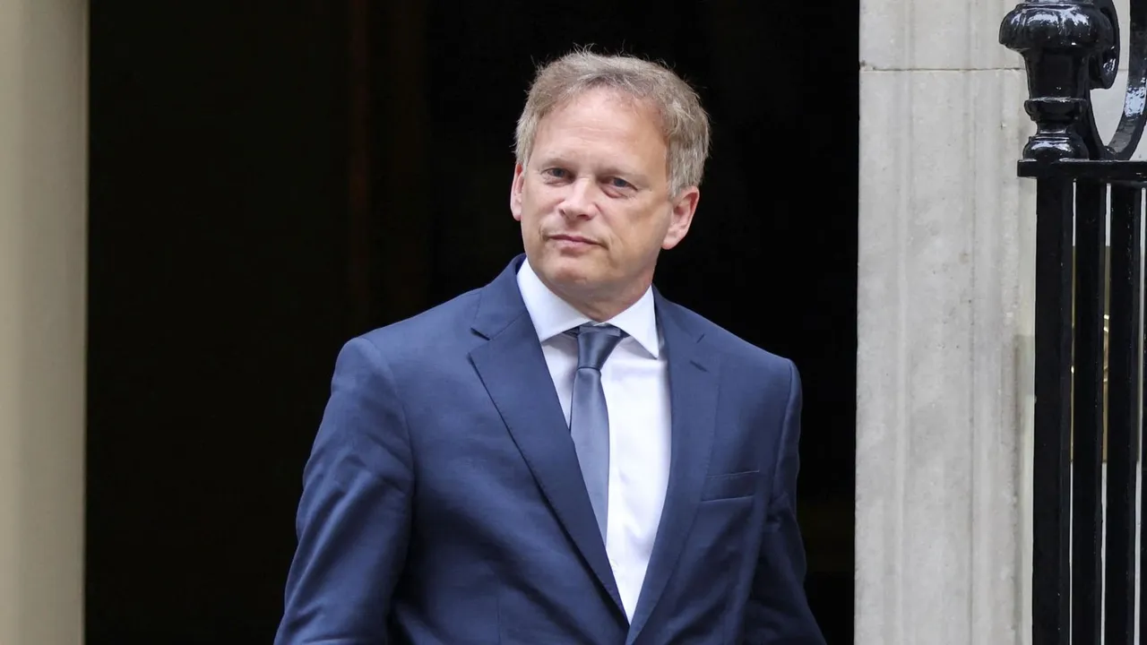 Rishi Sunak appoints Grant Shapps as new defence minister replacing Ben Wallace