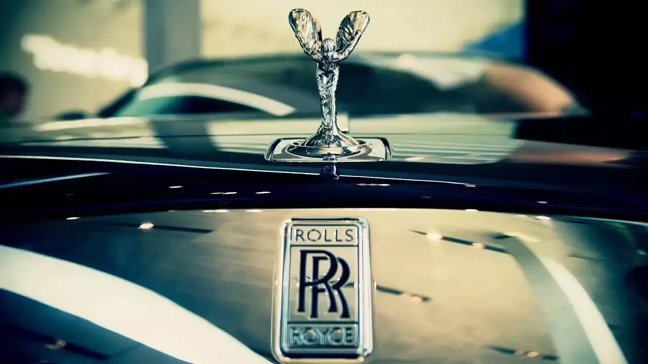 CBI registers FIR against Rolls-Royce, its senior officials in corruption case