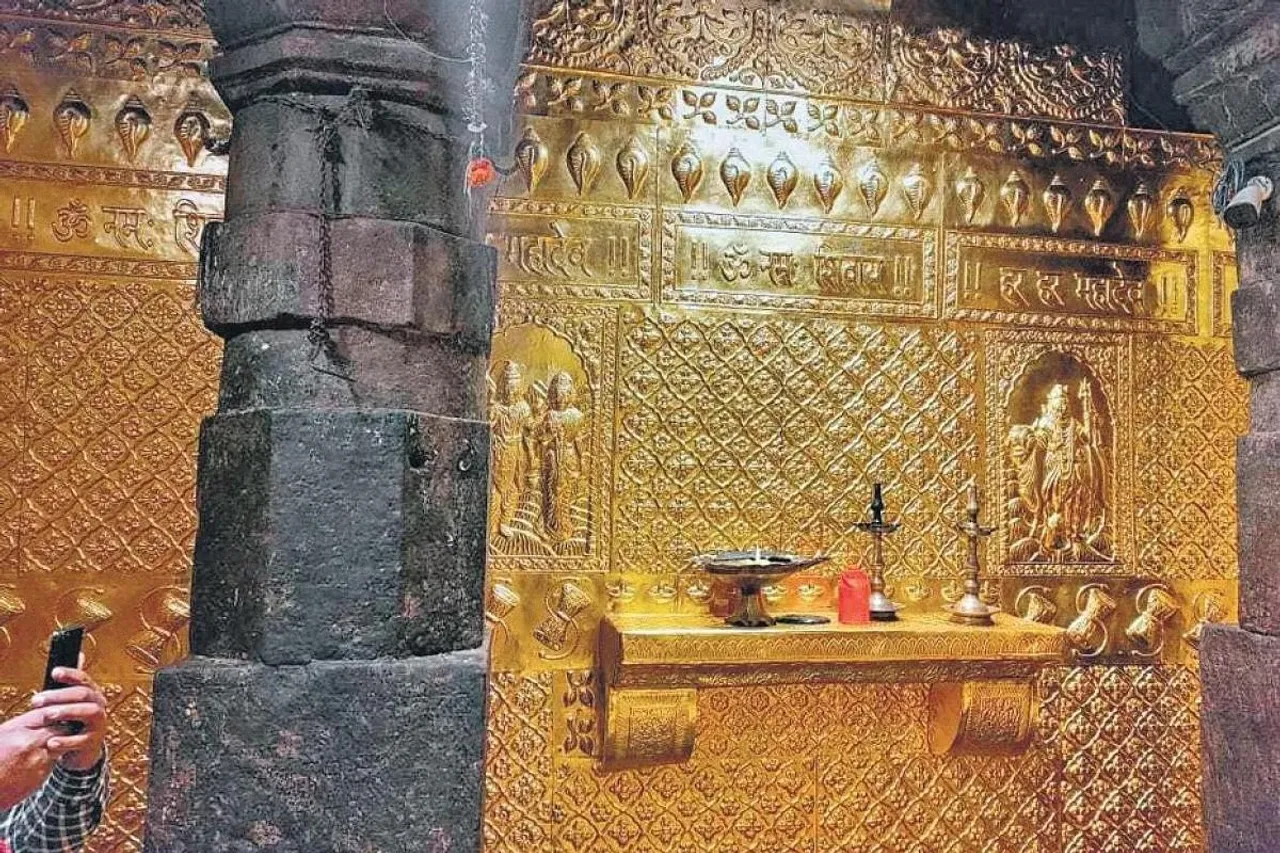 Akhara Parishad chief slams 'politicisation' of gold plating of Kedarnath temple walls