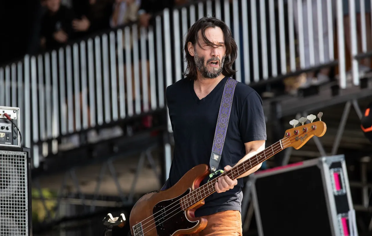 Keanu Reeves performs with his band Dogstar
