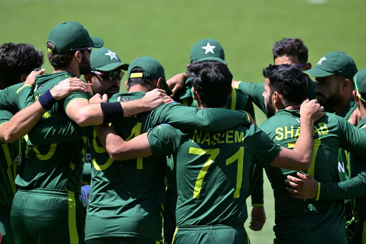 Pakistan players celebrate win over Bangladesh
