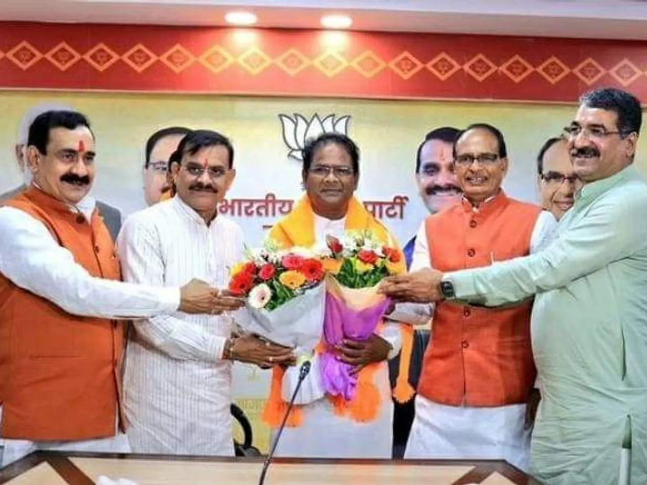 Former BSP MLA Satya Prakash Sakhwar joins BJP