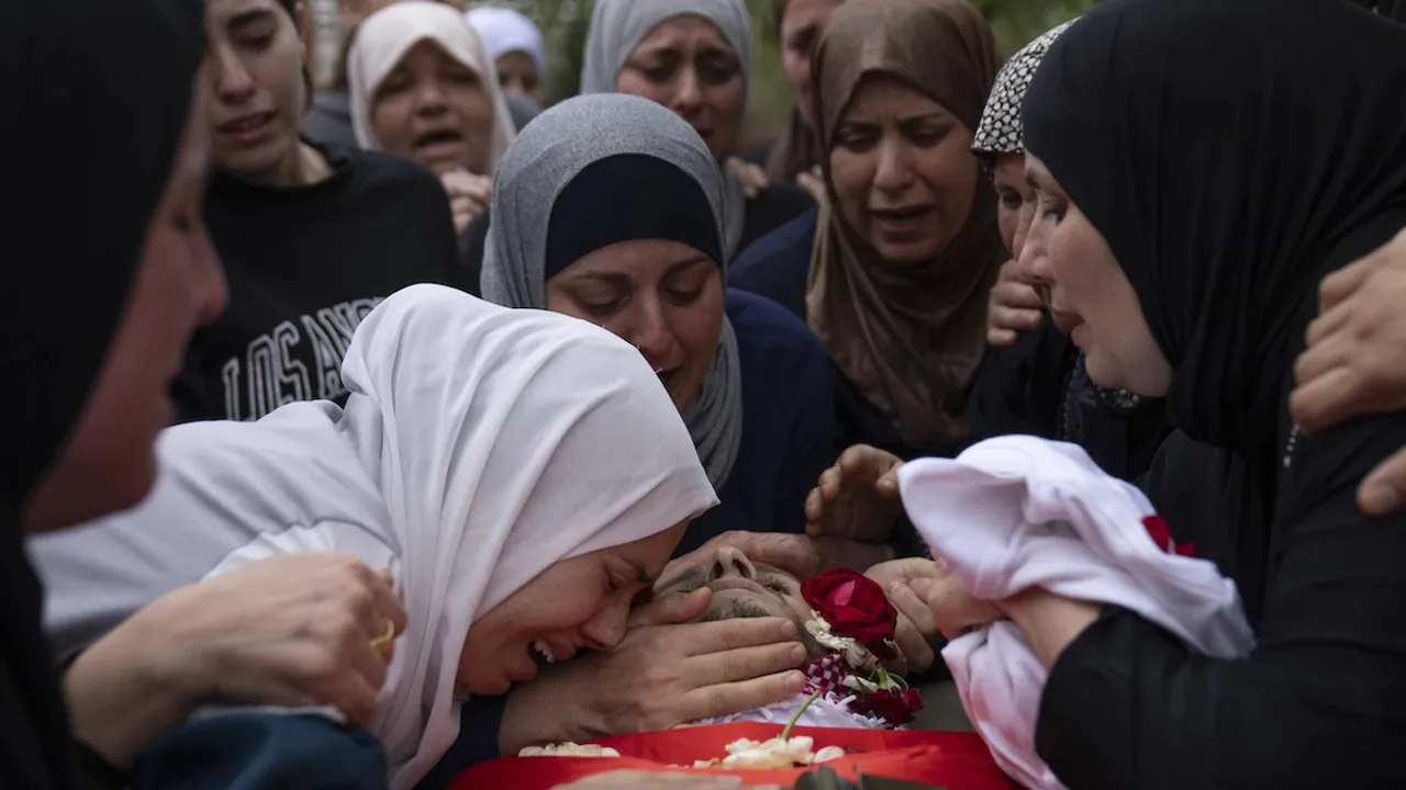 palestinians mourn over death of 30-year-old nasser barghouti