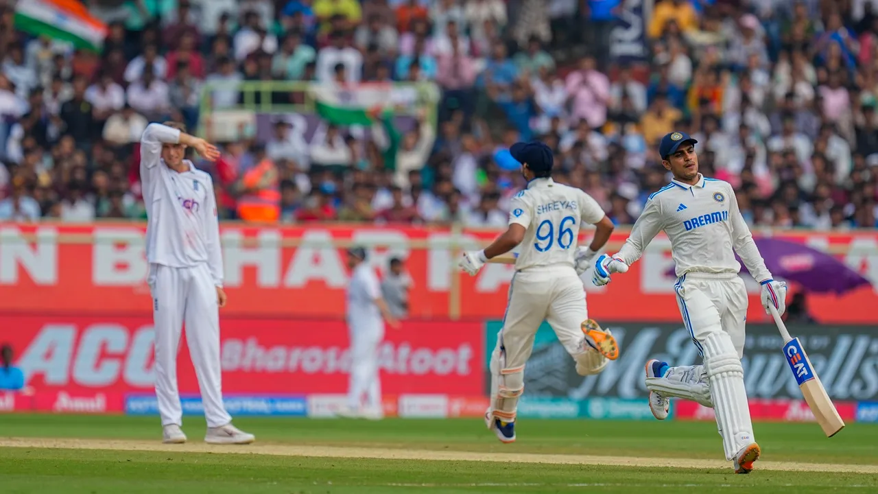 India's batters Shubman Gill and Shreyas Iyer run between the wickets during the third day of the second Test match between India and England