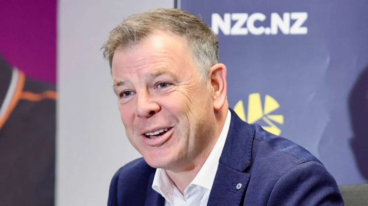 Ensuring players sign central contracts top priority for new NZC chief executive Scott Weenink