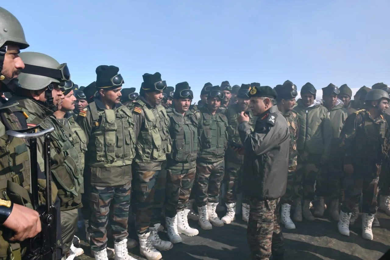 Lt Gen Upendra Dwivedi reviews operational preparedness along LoC