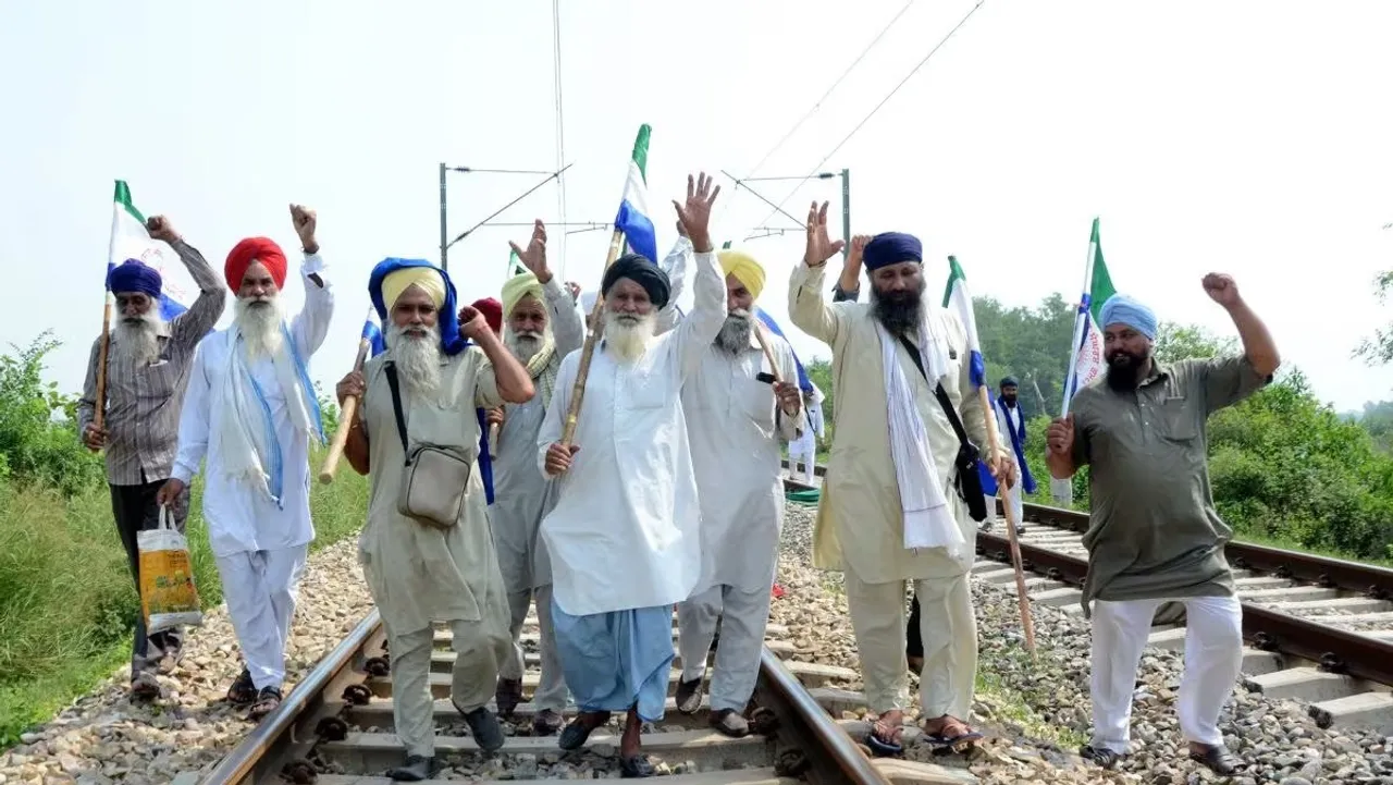 Farmers' protest: 'Rail roko' stir ends, movement of nearly 600 trains hit