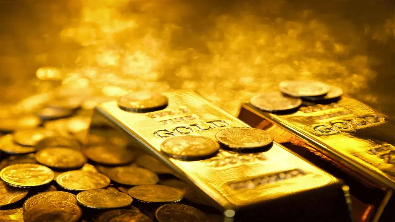 Gold futures gain Rs 166 to Rs 61,120/10 gms