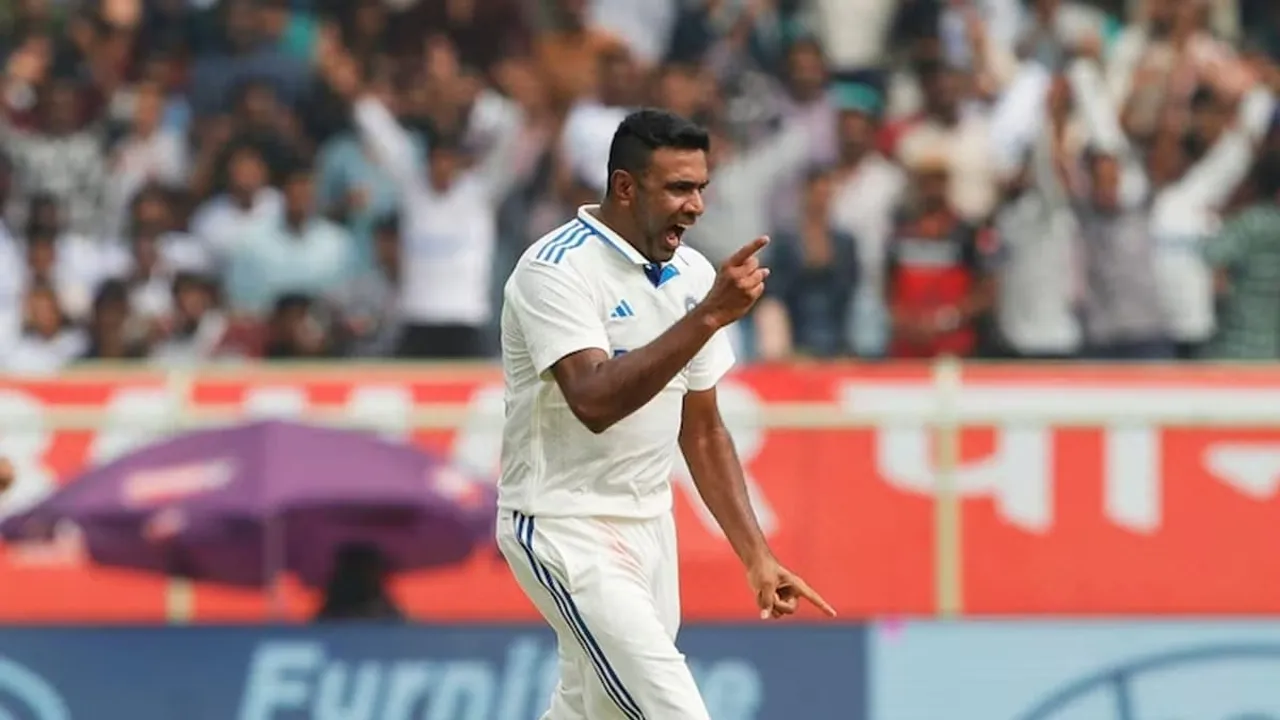Ashwin withdraws from the ongoing 3rd Test due to mother's illness