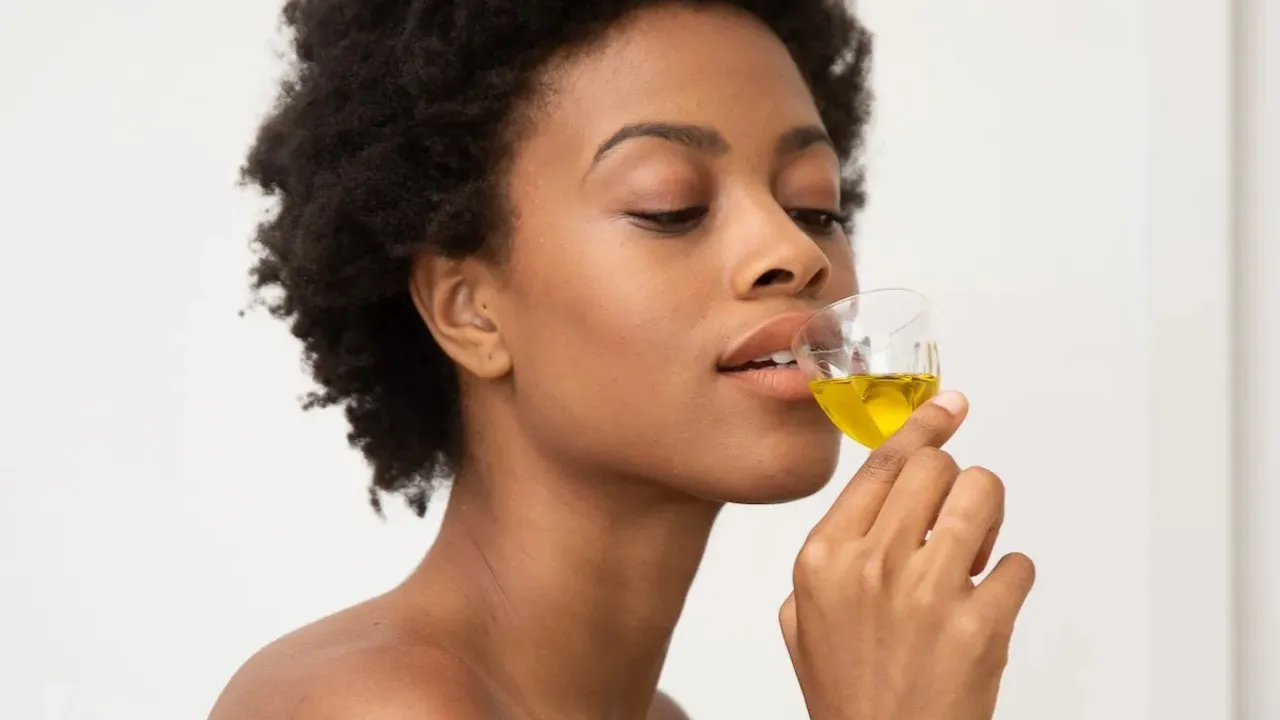 Daily olive oil shots: Why this celebrity fad is not the best idea