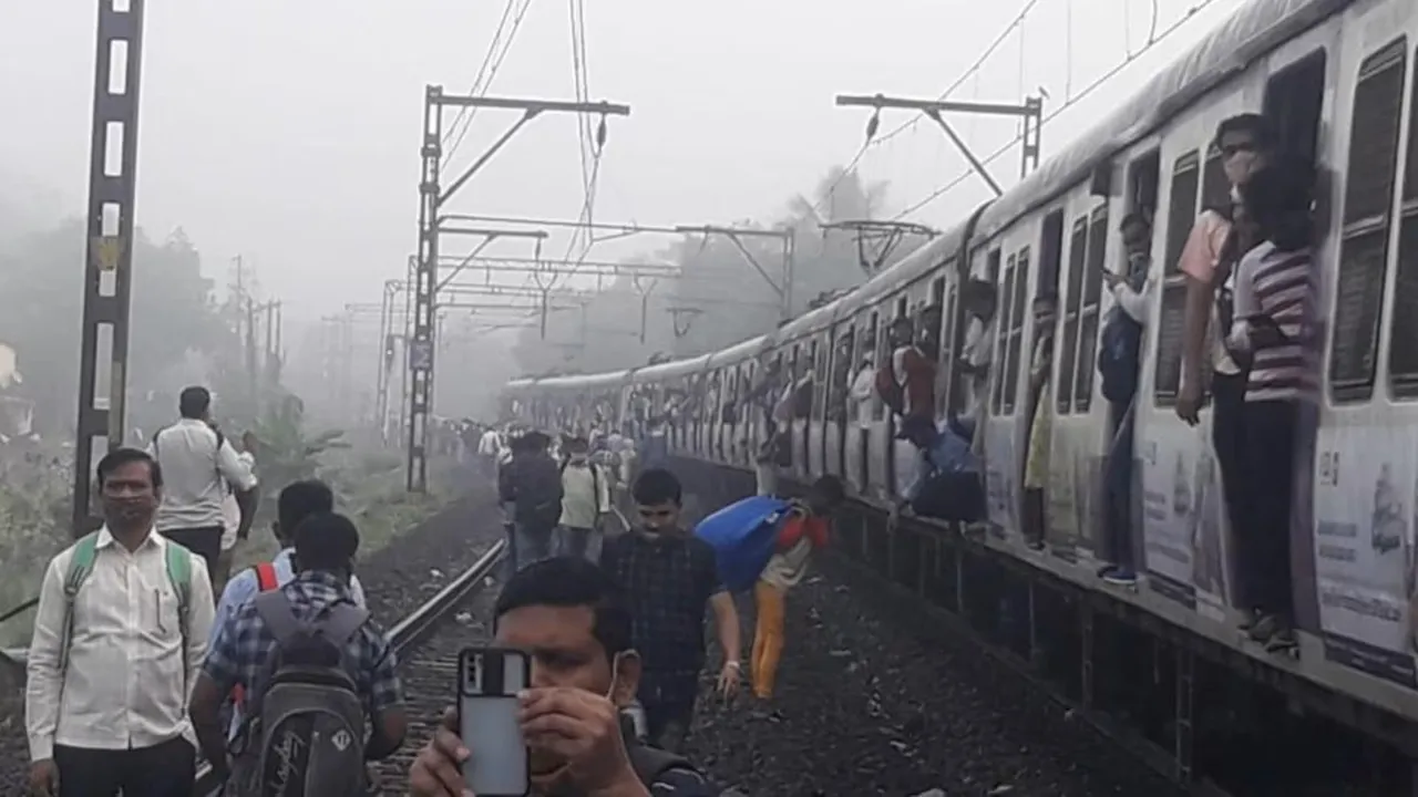 Mumbai Local trains delayed Foggy weather