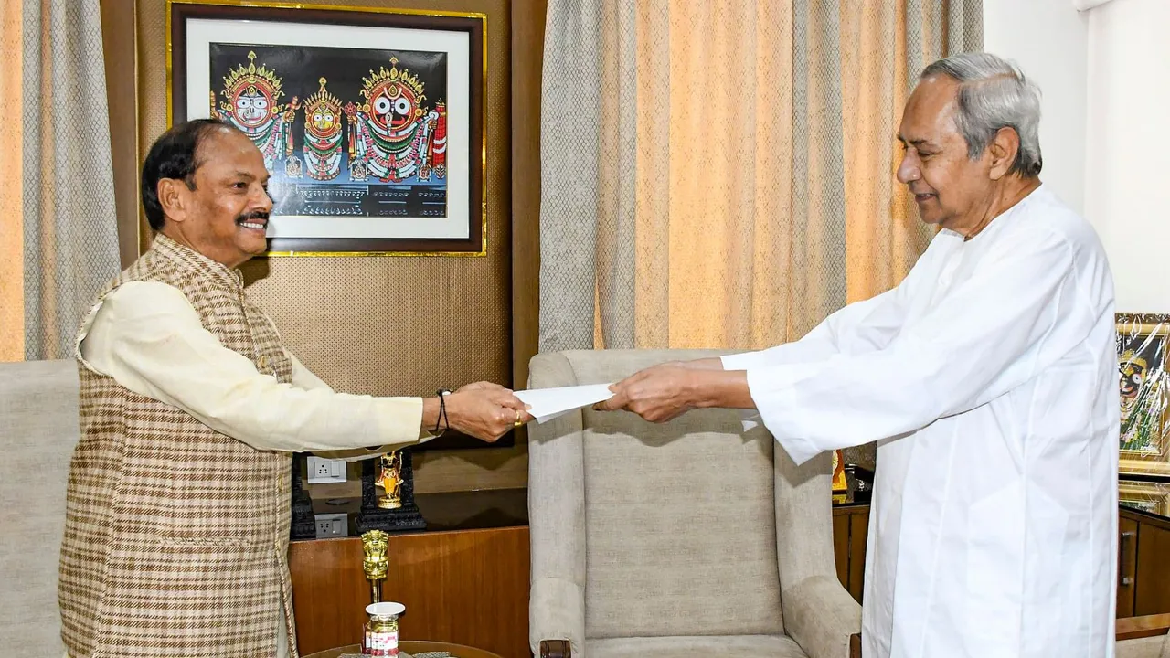 Outgoing Odisha Chief Minister Naveen Patnaik tenders his resignation letter to Governor Raghubar Das, after the defeat of his party in the state assembly elections, at Raj Bhavan, in Bhubaneswar, Wednesday, June 5, 2024