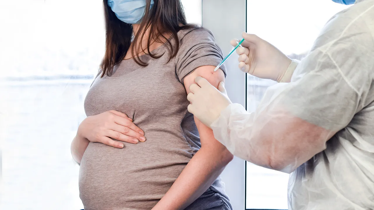 Vaccination in pregnancy greatly reduces risk of severe illness and death from COVID-19