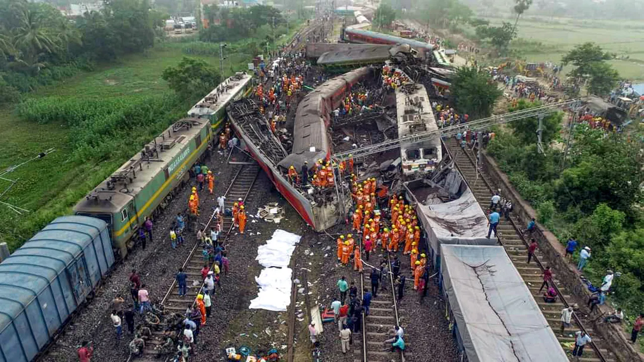 Rescue work underway after an accident involving Coromandel Express, Bengaluru-Howrah Express and a goods train, in Balasore district. At least 280 people were killed and over 900 others suffered injuries