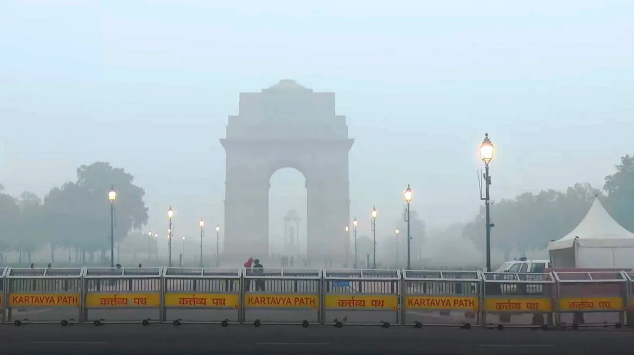 Delhi's air quality very poor, vehicular emissions largest contributor