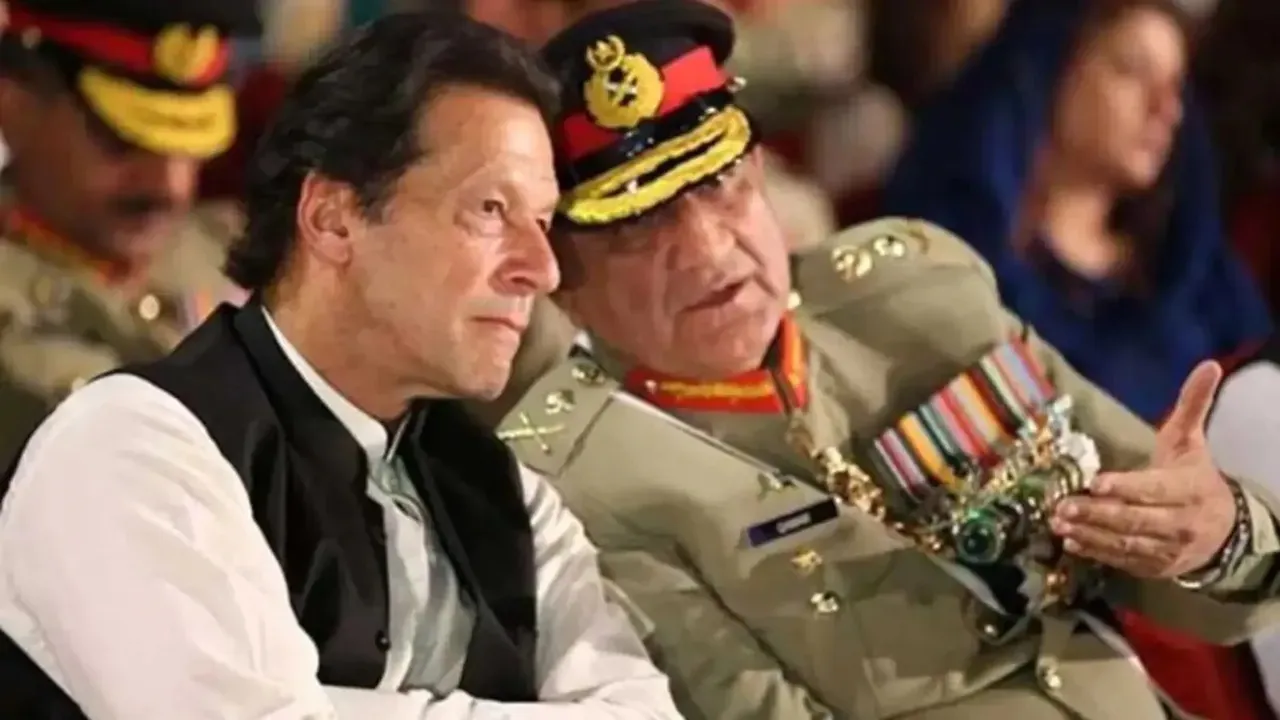 Imran Khan Qamar Javed Bajwa