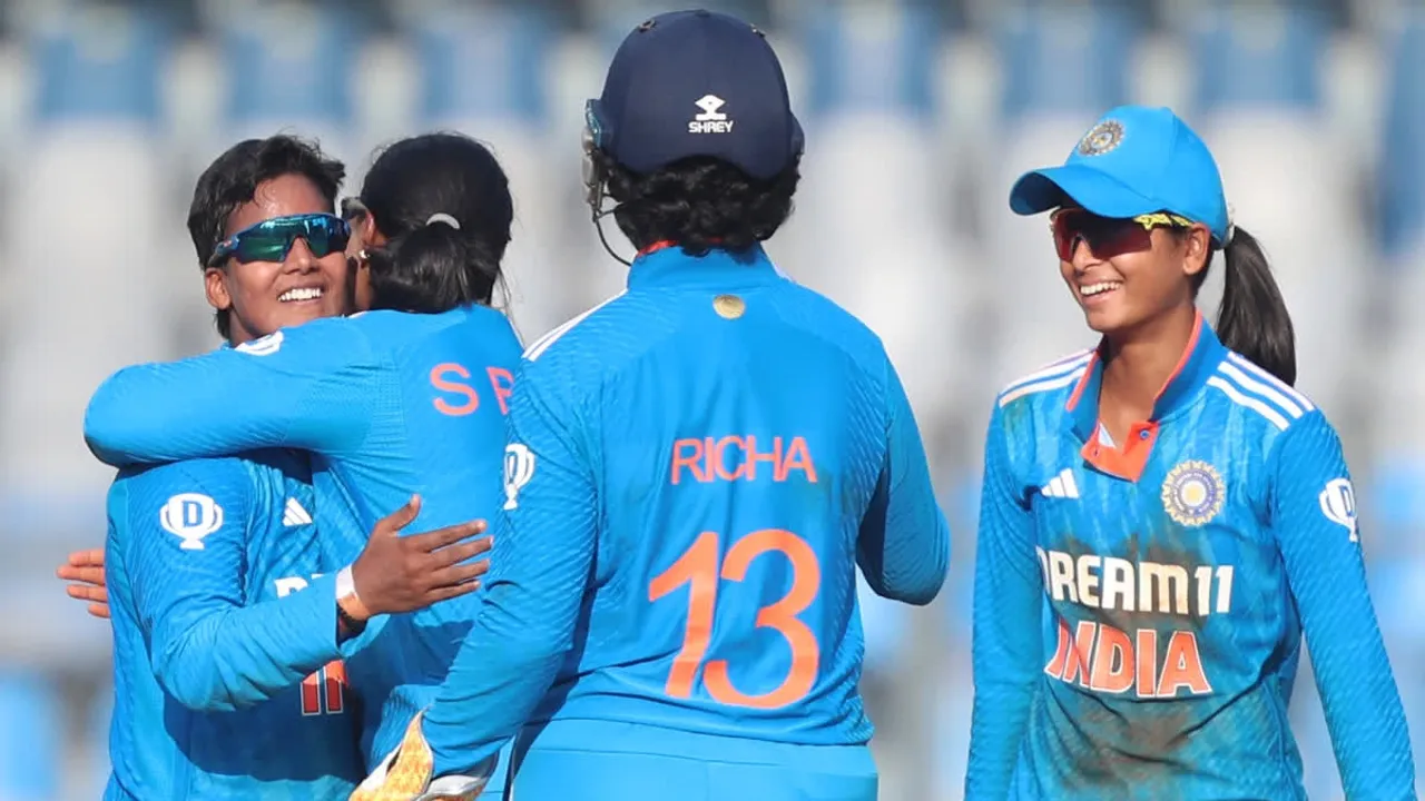 Deepti snares five wickets as India stop Australia at 258/8