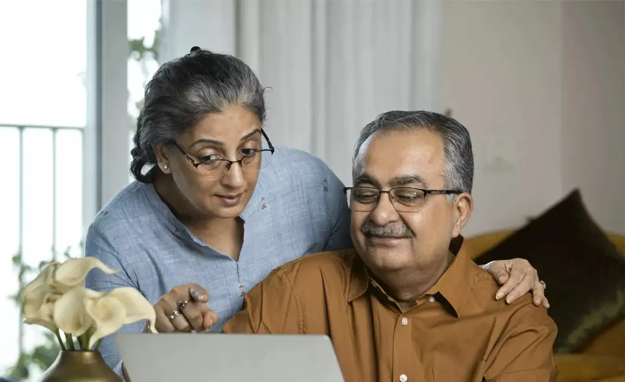 Pensioners generate digital life certificates.jpg