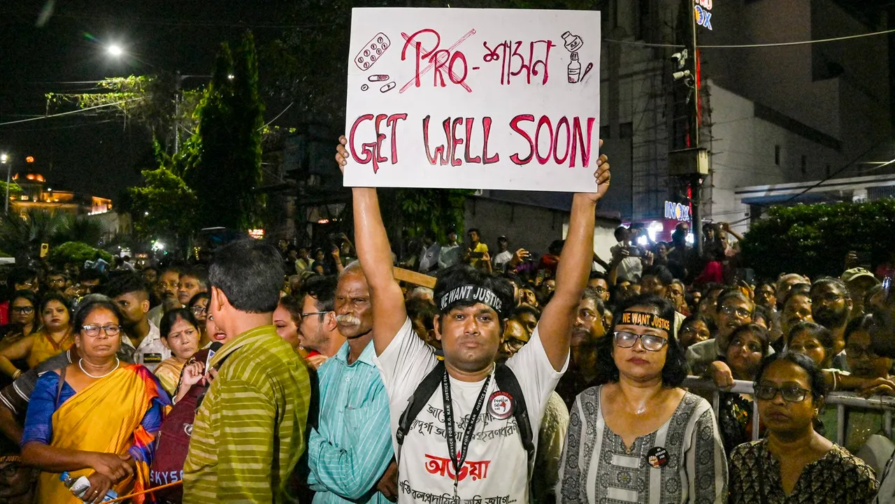 Junior Doctors Intensify Protests as IMA Calls for Symbolic Fast Amid Growing Agitation