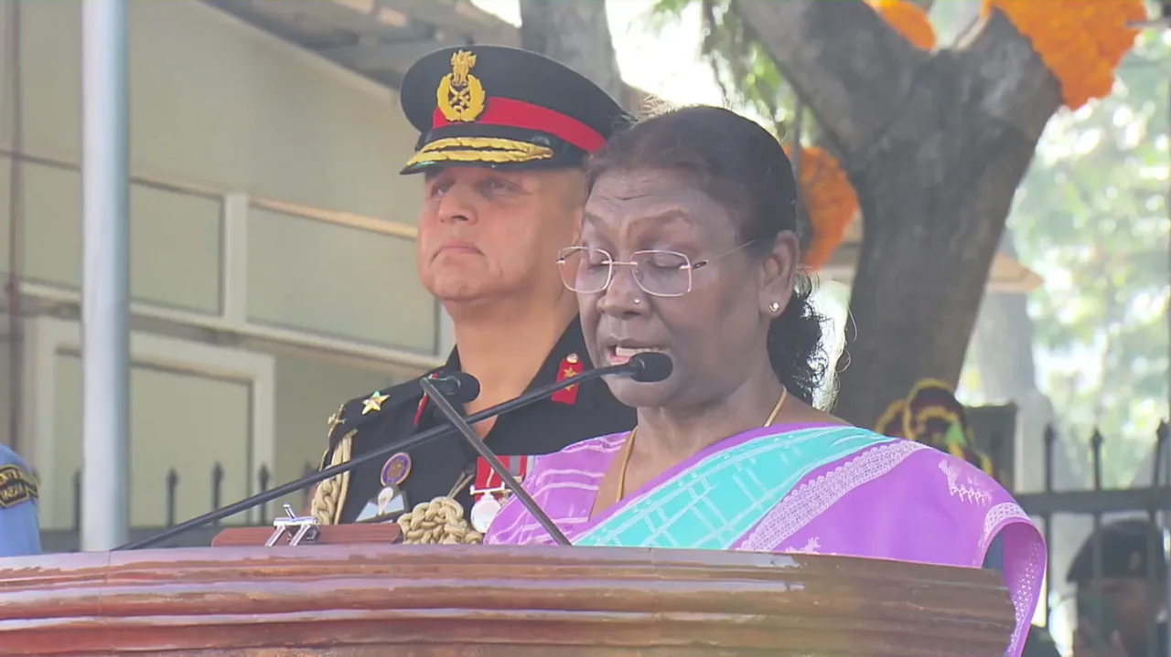President Murmu presents President’s Colour honour to AFMC