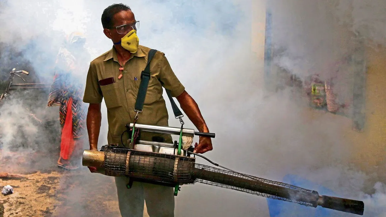 Dengue control workers in Delhi go on strike