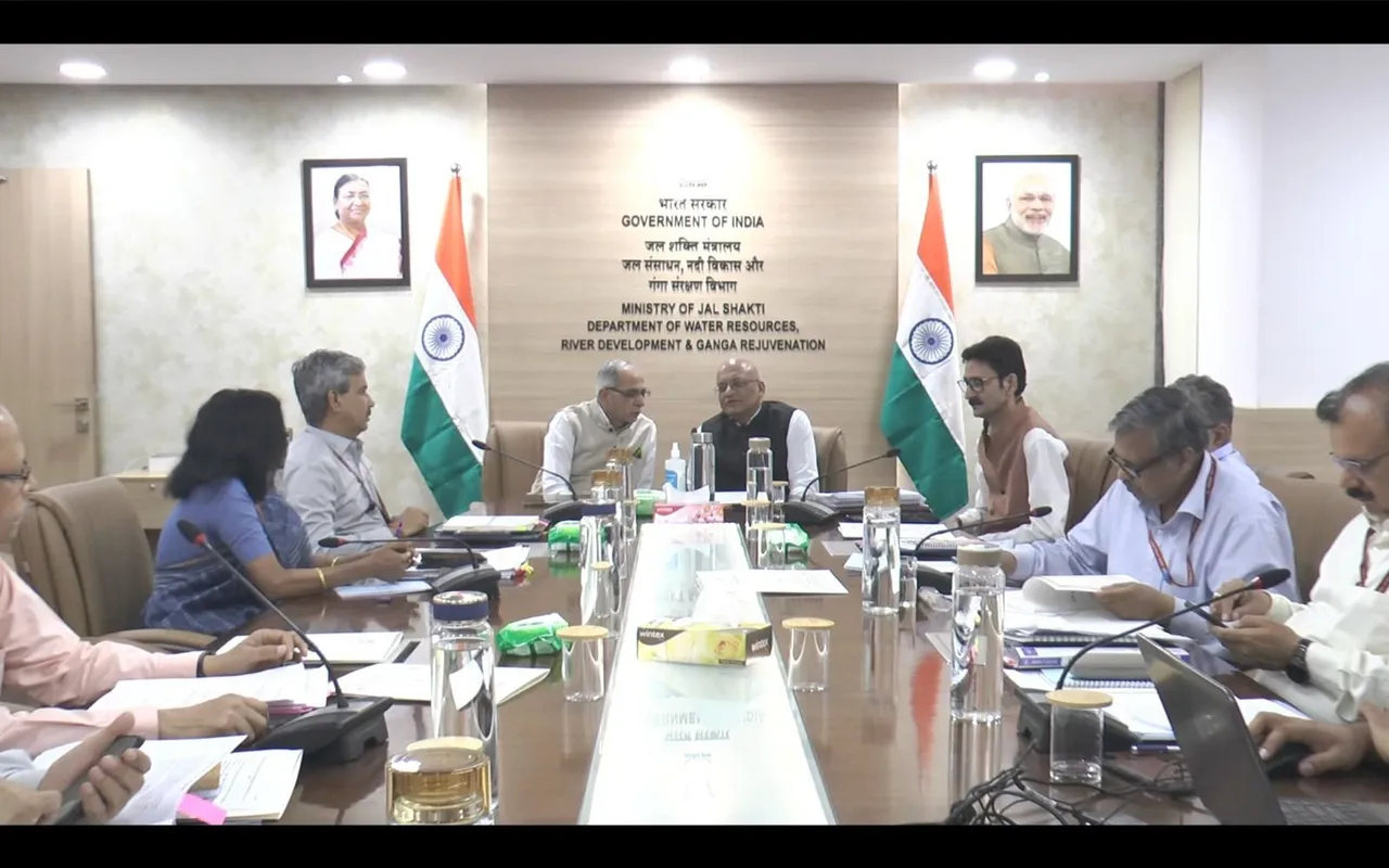 Steering committee on Indus Water Treaty meets