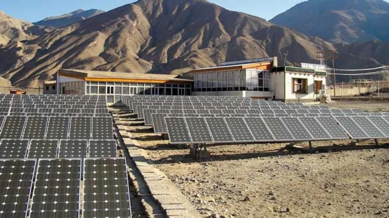 Solar Panels Ladakh.jpg