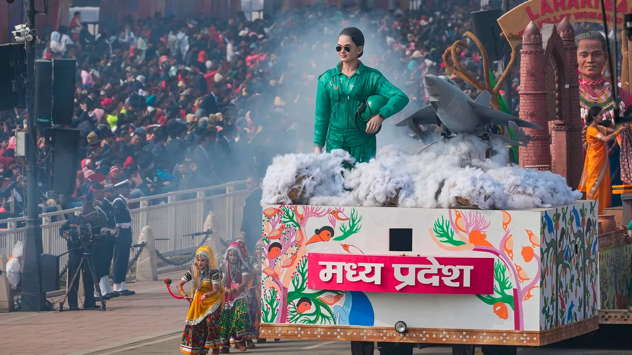 Madhya Pradesh tableau on display during the full dress rehearsal for the Republic Day Parade 2024 at the Kartavya Path, in New Delhi