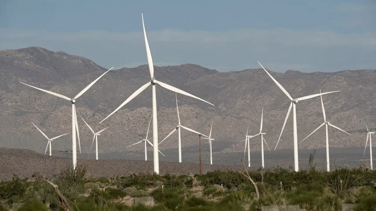 Suzlon bags 300 MW wind energy project from Apraava Energy