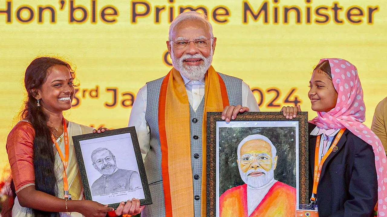 Prime Minister Narendra Modi being presented mementos in Kavaratti, Lakshadweep