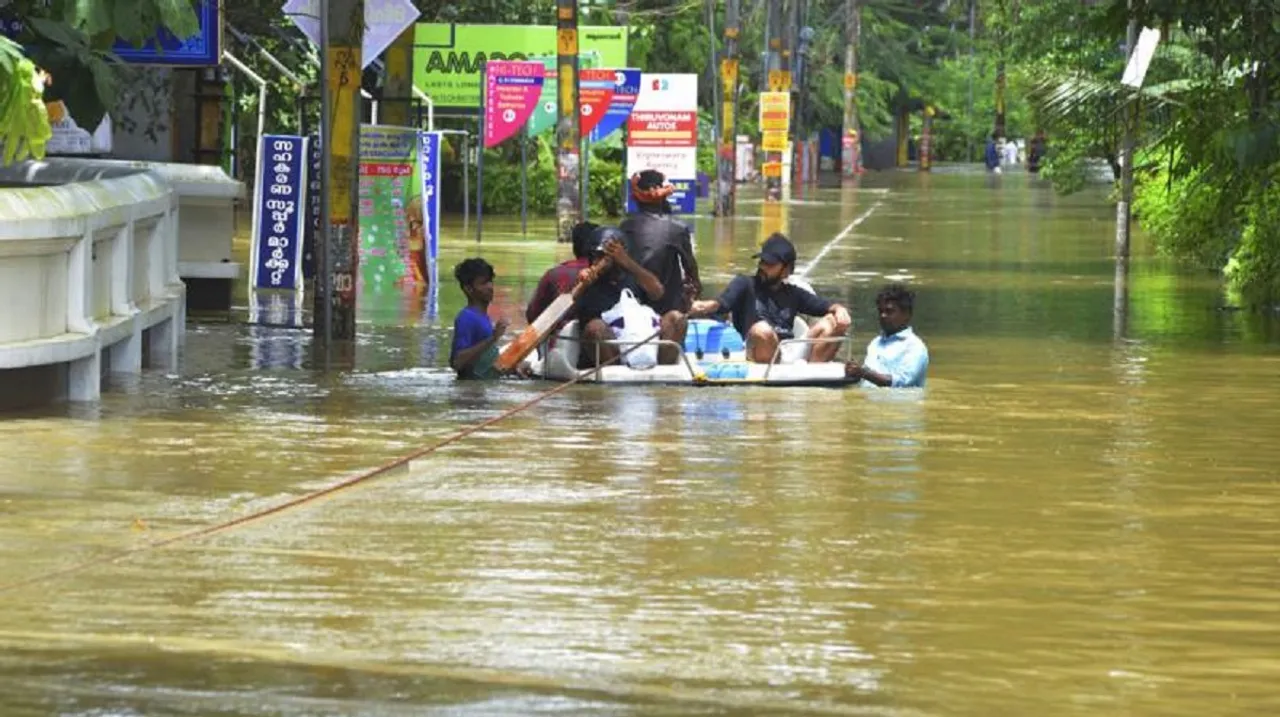 Rains abate briefly in Kerala, water recedes from some flooded areas