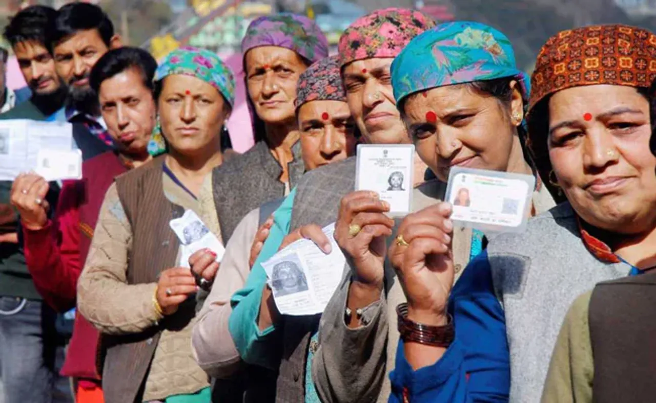 Himachal Voters Polling