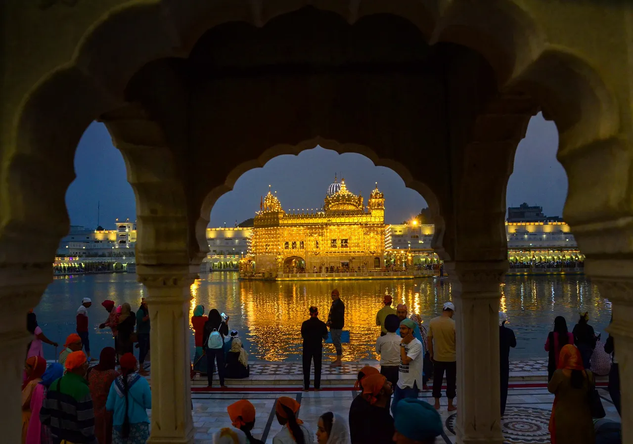 Amritsar Golden Temple Sikh