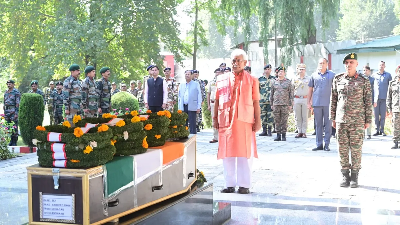 J-K LG Manoj Sinha, Army, police pay tribute to soldier killed in Anantnag encounter