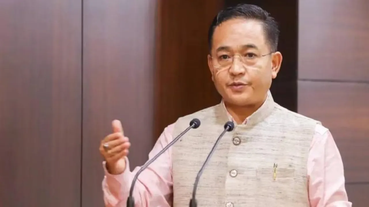 Sikkim CM Tamang greets media fraternity on National Press Day