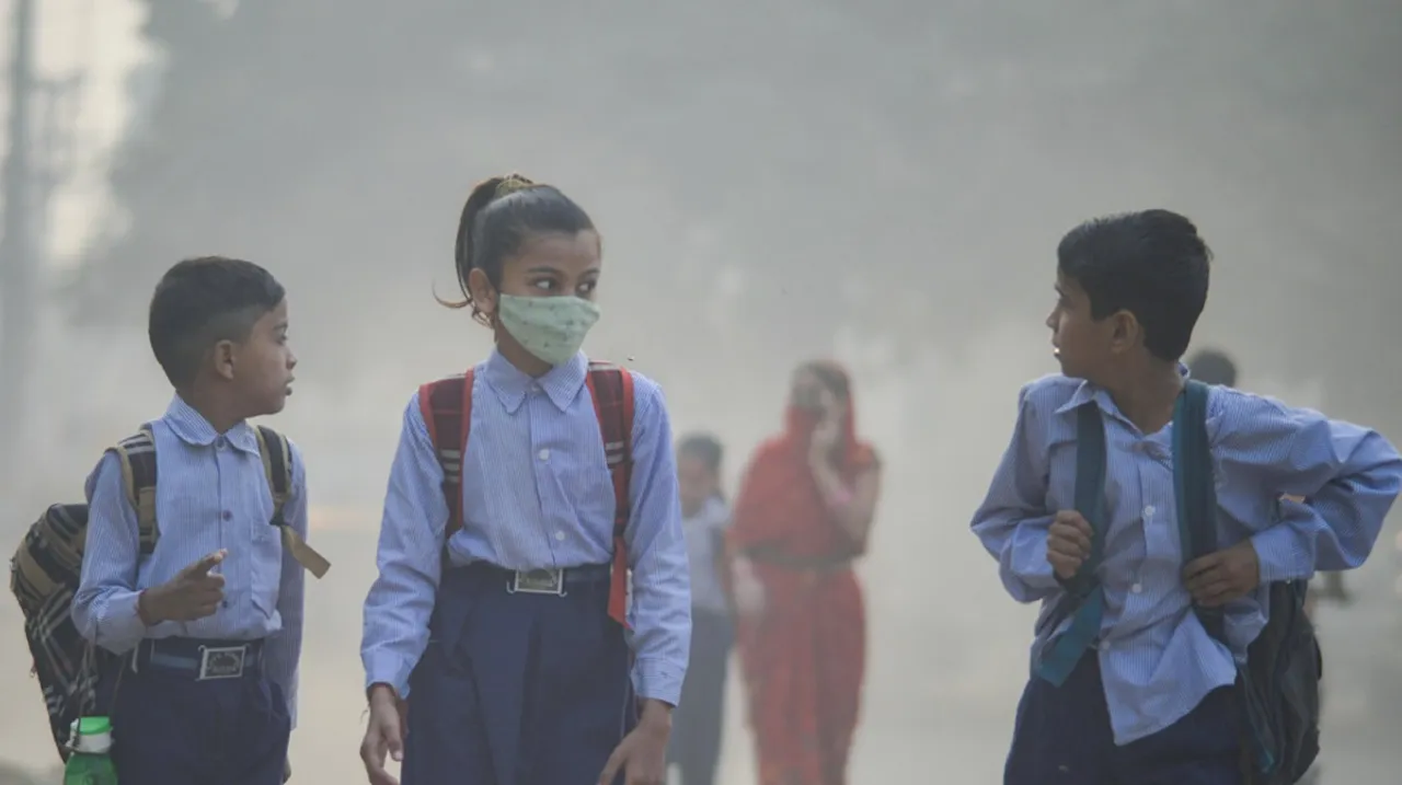 school students air pollution.jpg