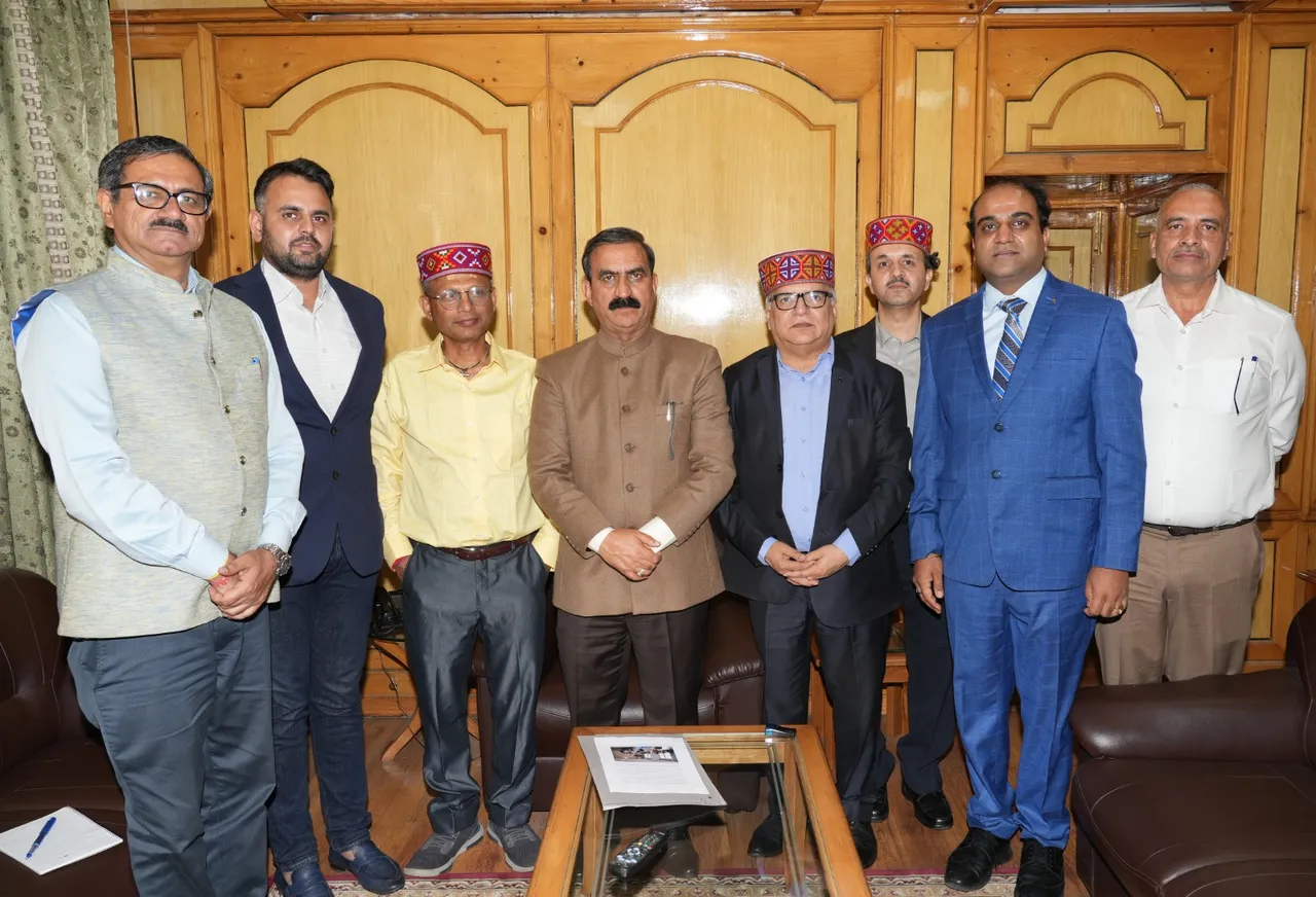 Himachal CM meets IIT Directors, seeks ideas on high-tech govt projects