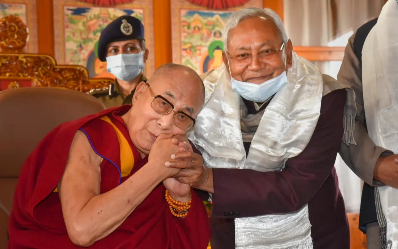 Nitish Kumar meets Dalai Lama Bodh Gaya