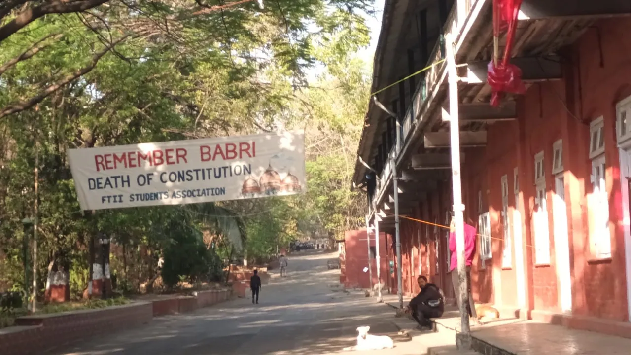 Over 200 FTII alumni condemn violence against students over banner decrying Babri Masjid demolition