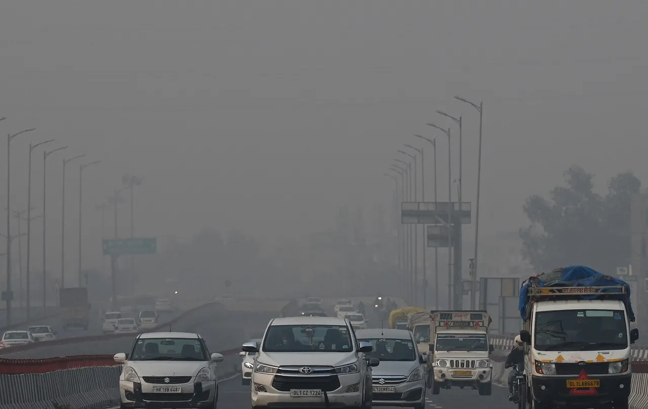 Nanoparticle emissions from Delhi's transport sector could trigger significant health risks: Study