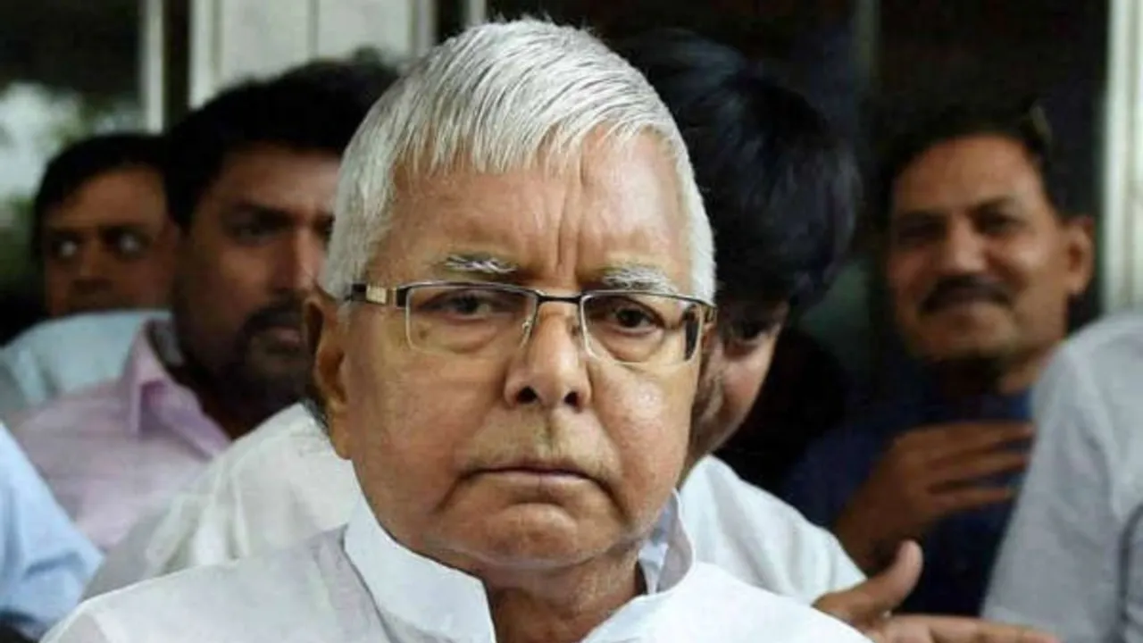 Lalu Prasad Yadav taunts Narendra Modi ahead of Patna roadshow